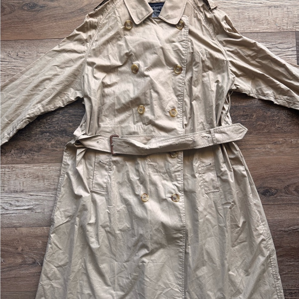 Burberry Vintage Beige Trench Coat